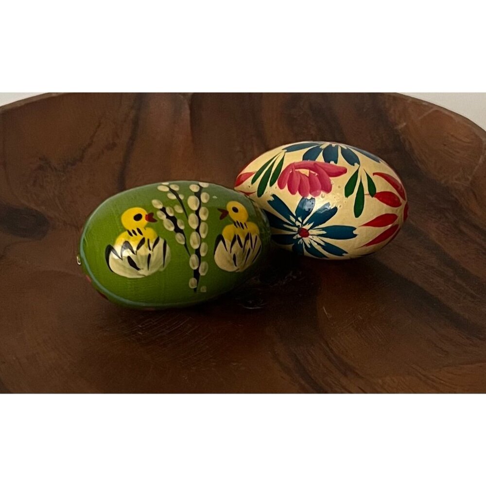 Hand Painted Vintage Easter Eggs Rustic Folk Art Decorative Collectibles